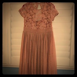 Blush pink tulle & lace midi maternity dress